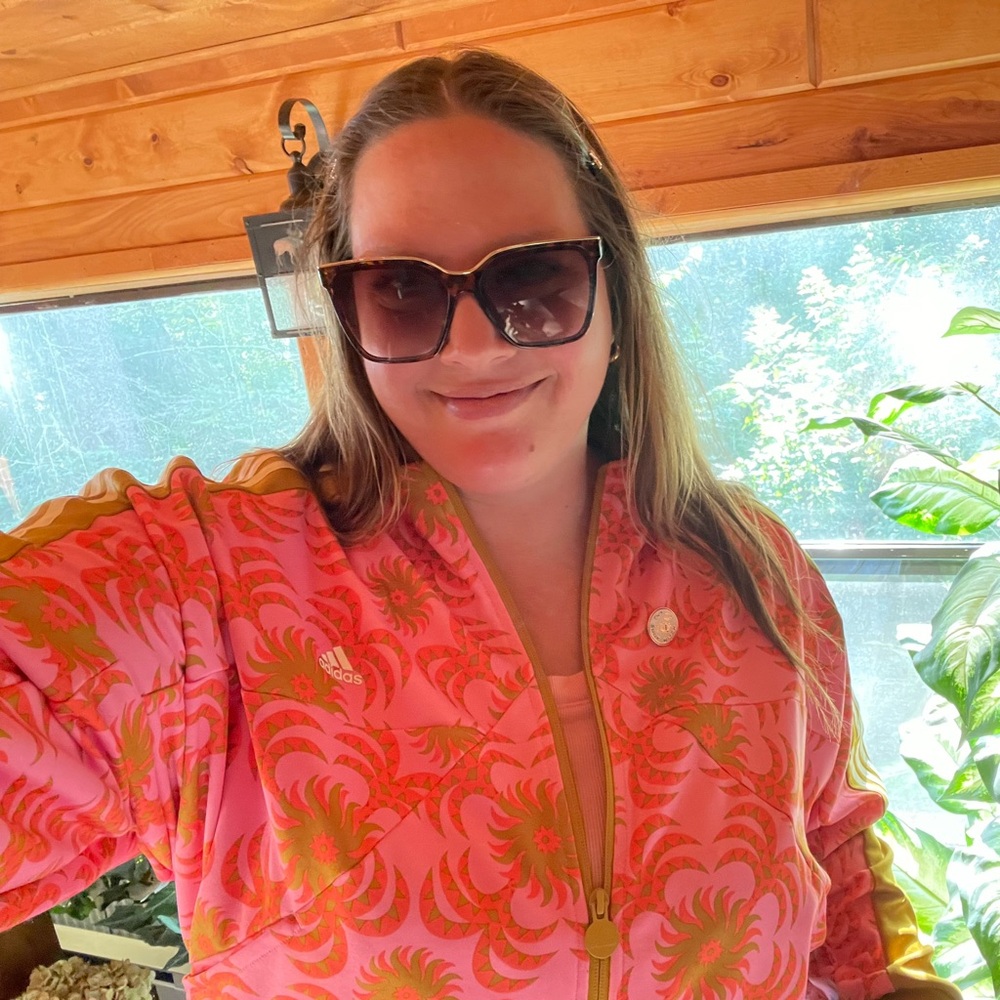 Meet your Posher, Nicole